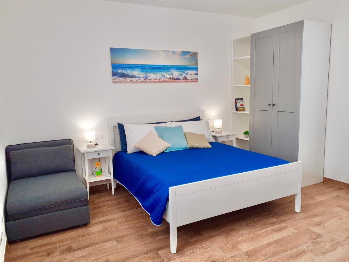 Casa Vacanze Con Vista Mare E Giardino - Amanecer 마르초카 디 세니갈리아 외부 사진
