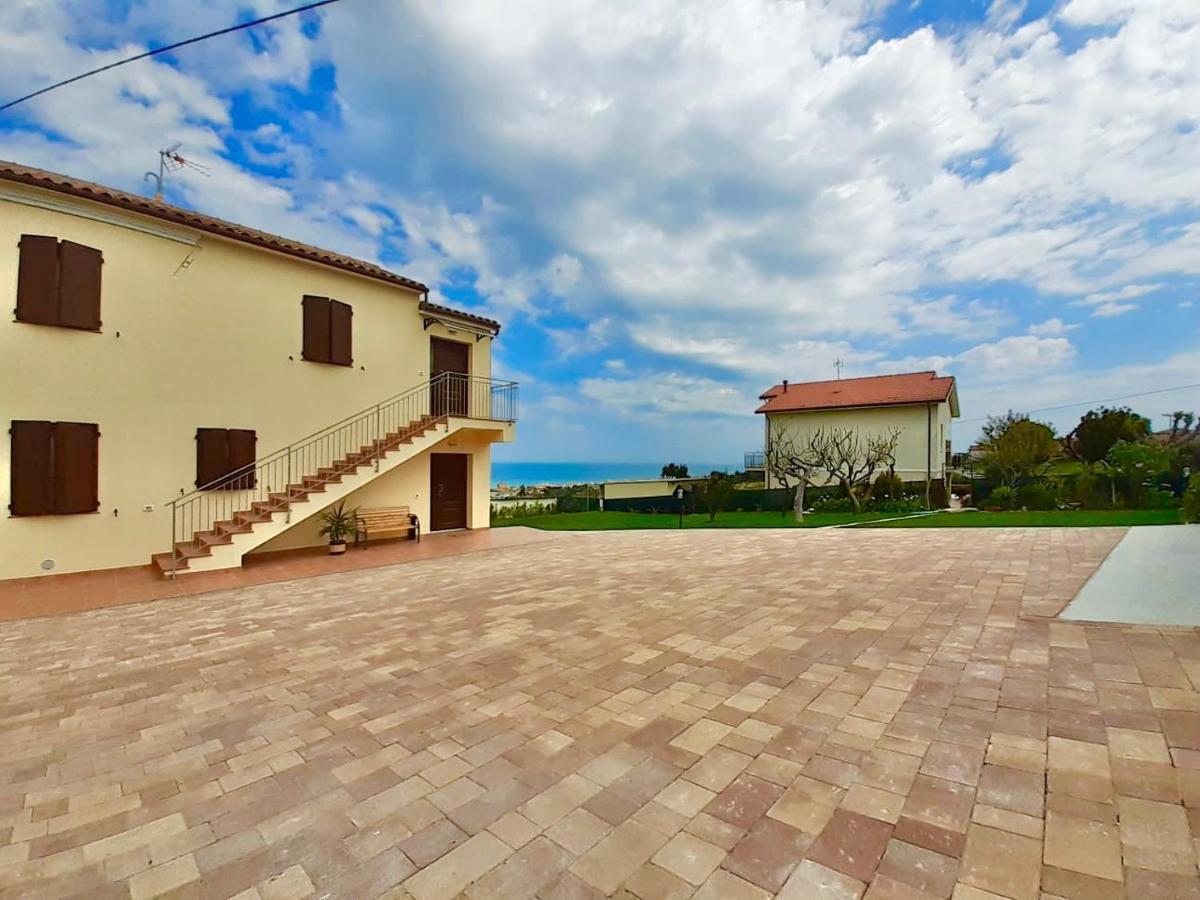 Casa Vacanze Con Vista Mare E Giardino - Amanecer 마르초카 디 세니갈리아 외부 사진